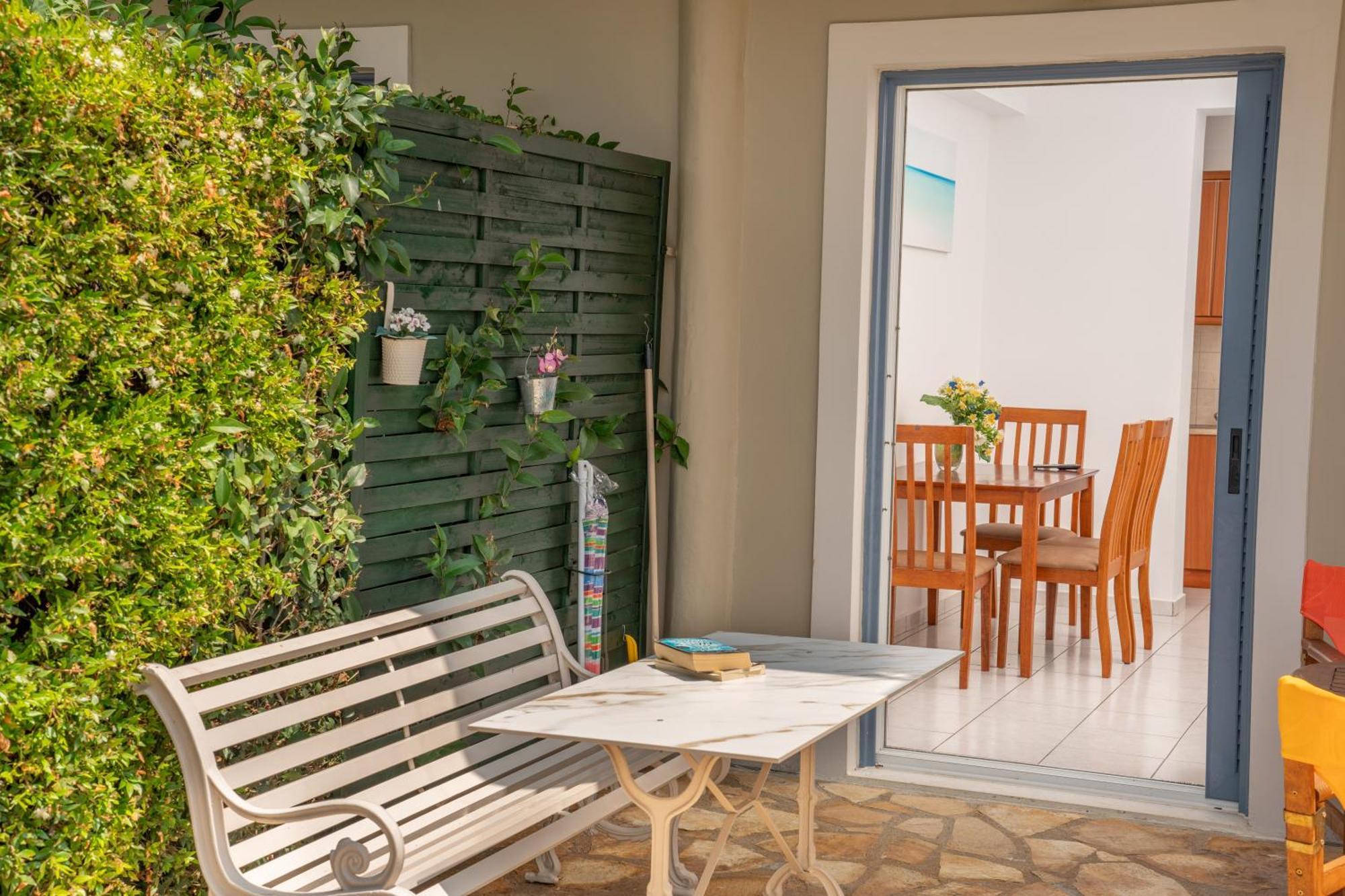 Agnanti Apartment Lourdata (Kefalonia)