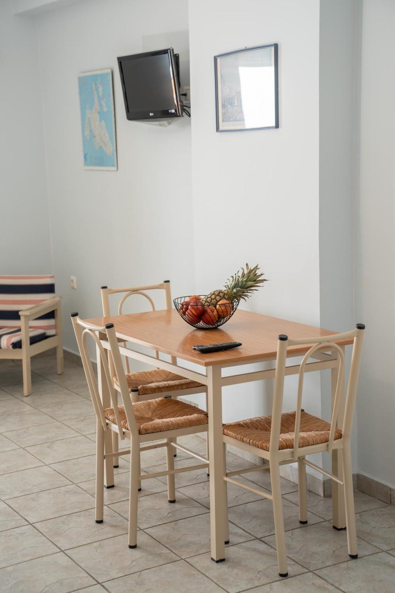 Agnanti Apartment