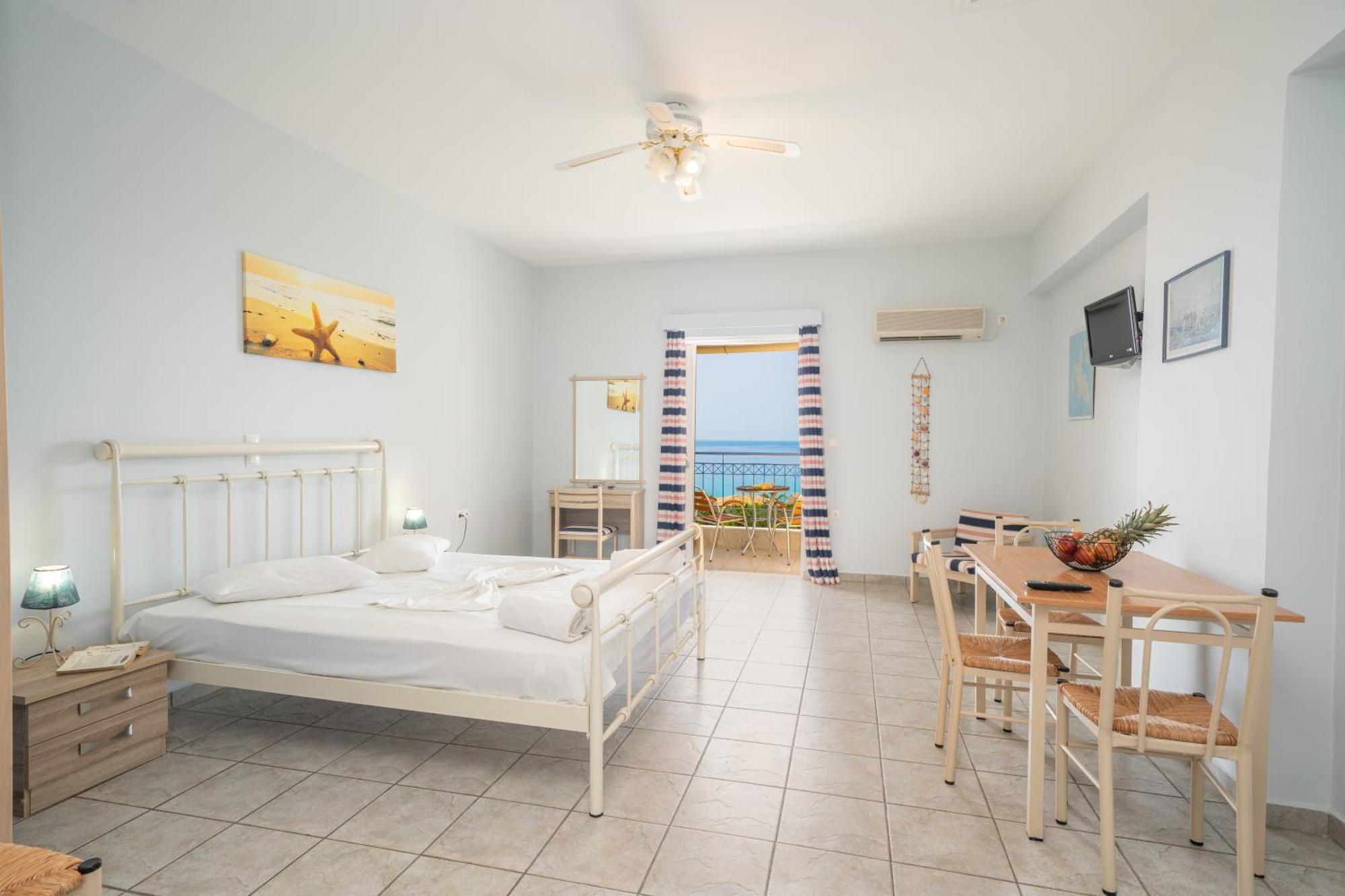 Agnanti Apartment Lourdata (Kefalonia)